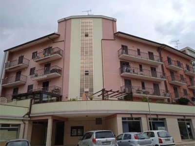 appartamento in vendita a Floridia