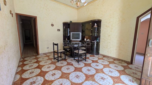 casa indipendente in vendita a Floridia