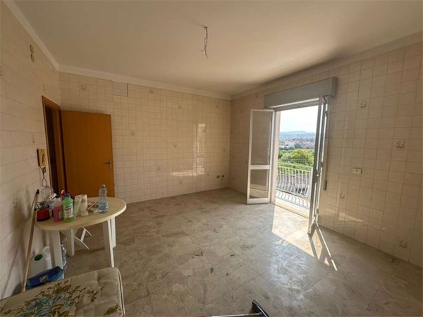 appartamento in vendita a Floridia