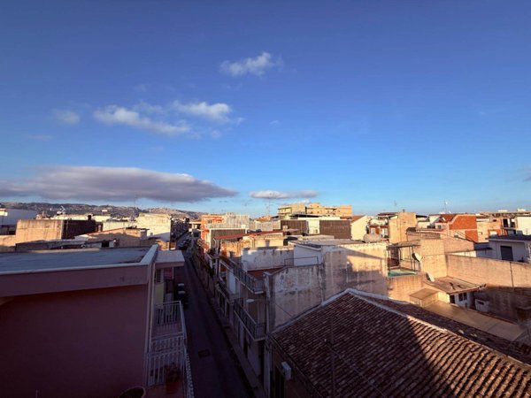 appartamento in vendita a Floridia