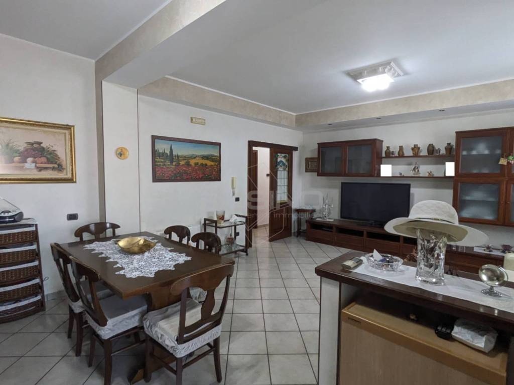 appartamento in vendita a Floridia