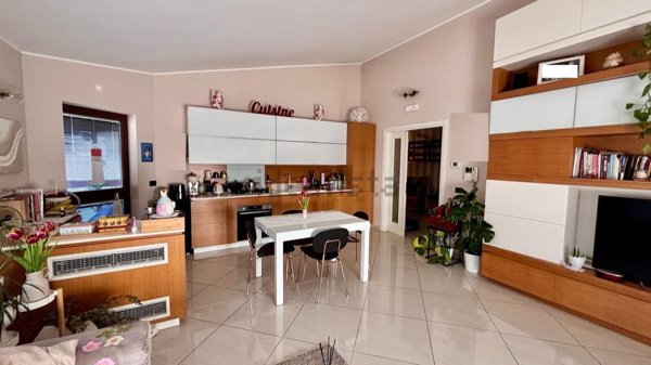 appartamento in vendita a Floridia