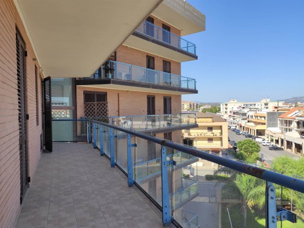 appartamento in vendita a Floridia