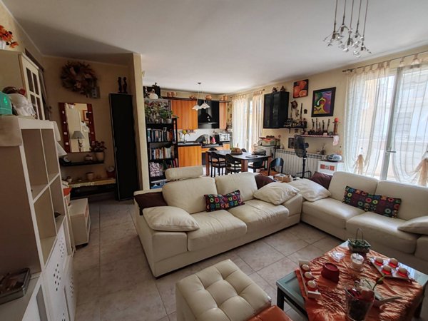 appartamento in vendita a Floridia