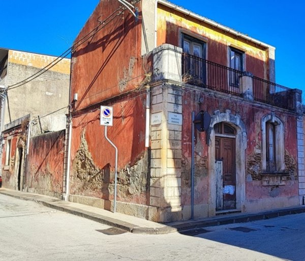 casa indipendente in vendita a Floridia