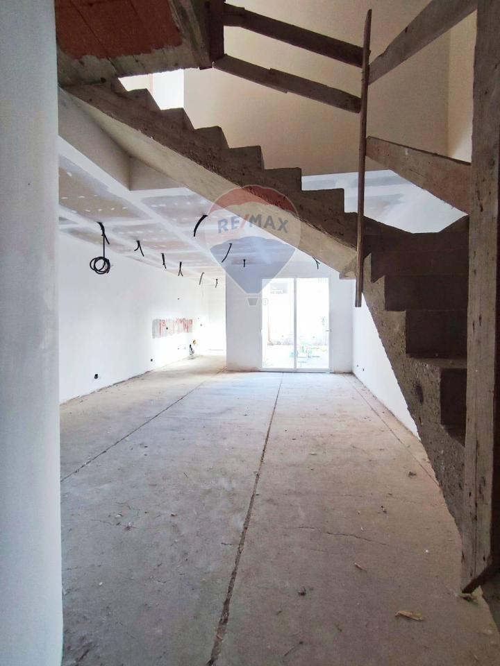 casa indipendente in vendita a Floridia