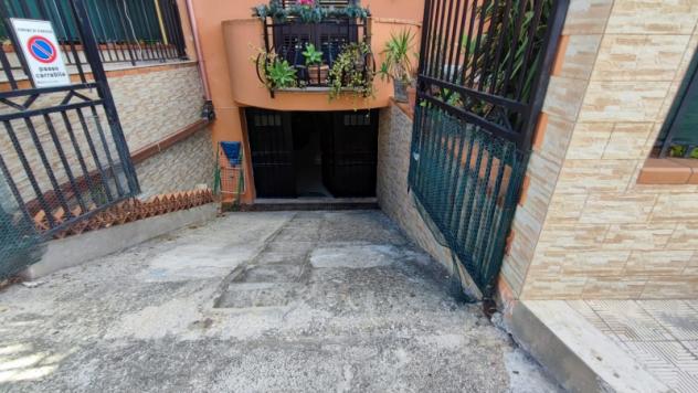 negozio in vendita a Floridia