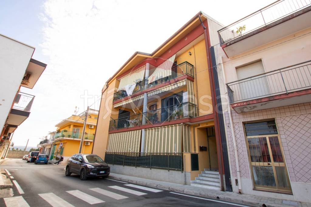 appartamento in vendita a Floridia
