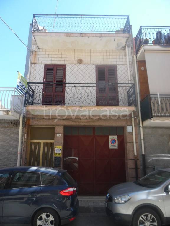 casa indipendente in vendita a Floridia
