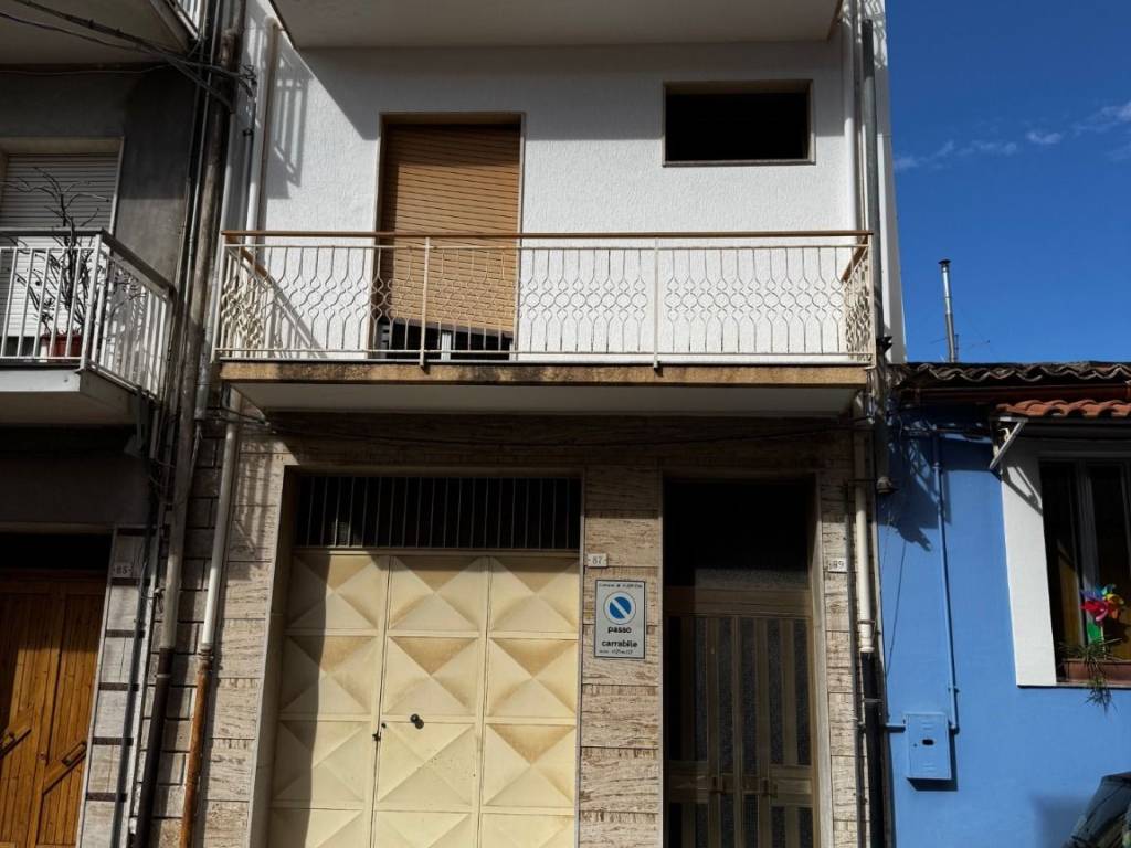 casa indipendente in vendita a Floridia