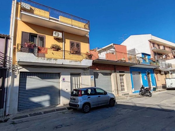 casa indipendente in vendita a Floridia