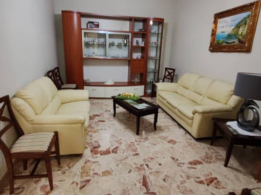 casa indipendente in vendita a Floridia