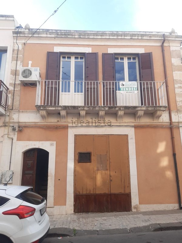 appartamento in vendita a Floridia