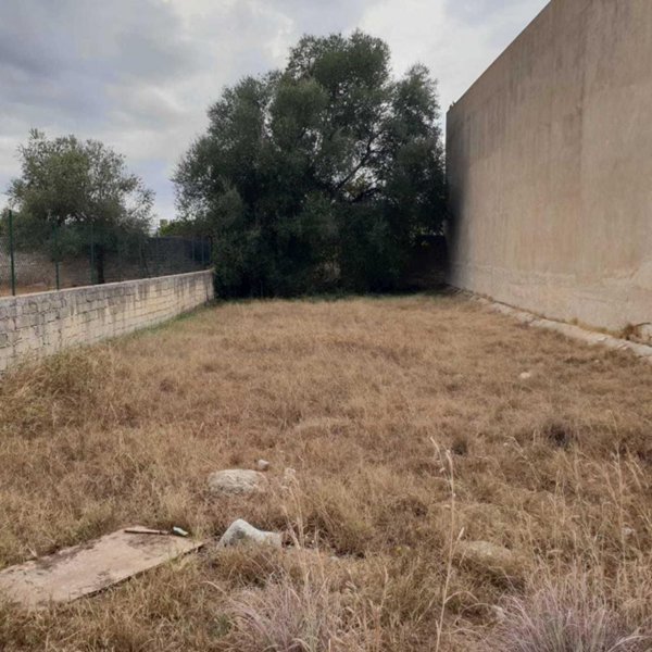 terreno edificabile in vendita a Floridia