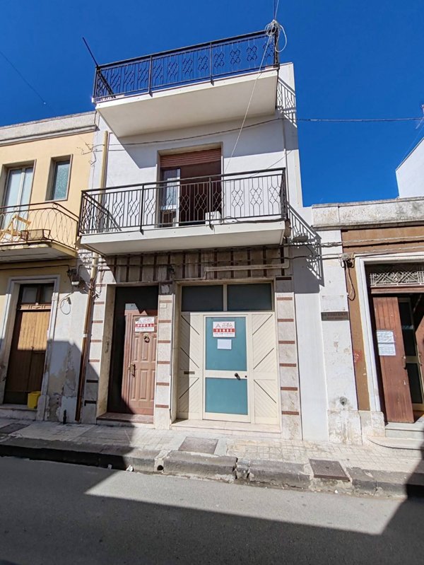 casa indipendente in vendita a Floridia