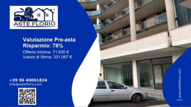 negozio in vendita a Floridia