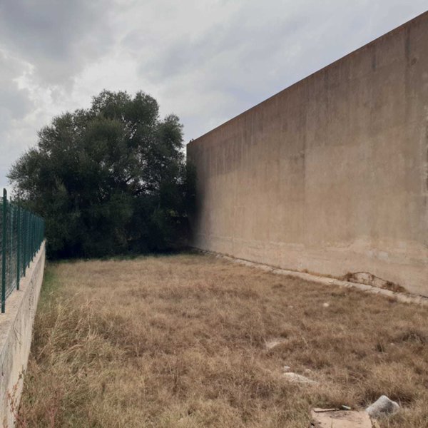 terreno edificabile in vendita a Floridia