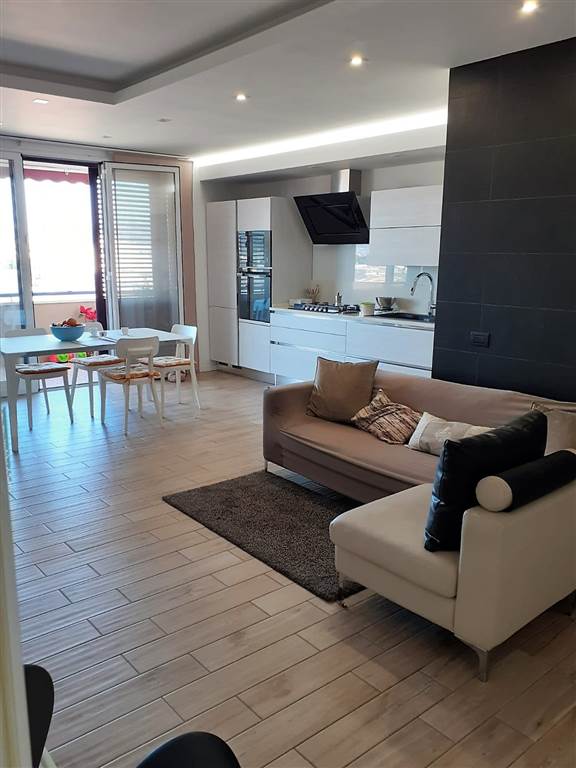 appartamento in vendita a Floridia