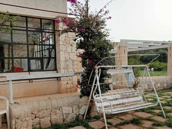 casa semindipendente in vendita a Floridia