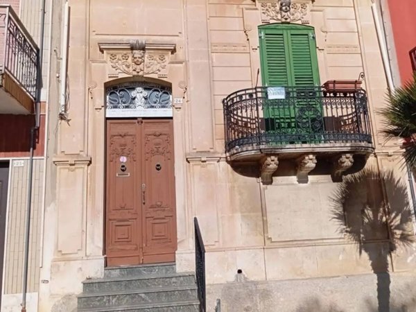 appartamento in vendita a Floridia