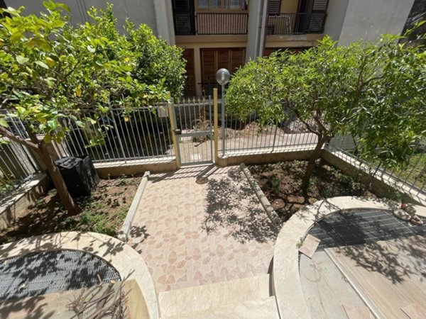 casa indipendente in vendita a Floridia