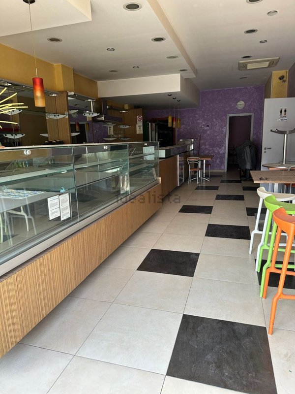 negozio in vendita a Floridia