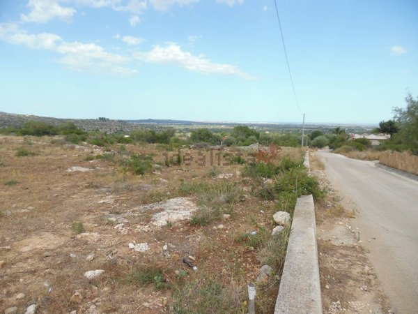 appartamento in vendita a Floridia