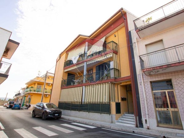 appartamento in vendita a Floridia