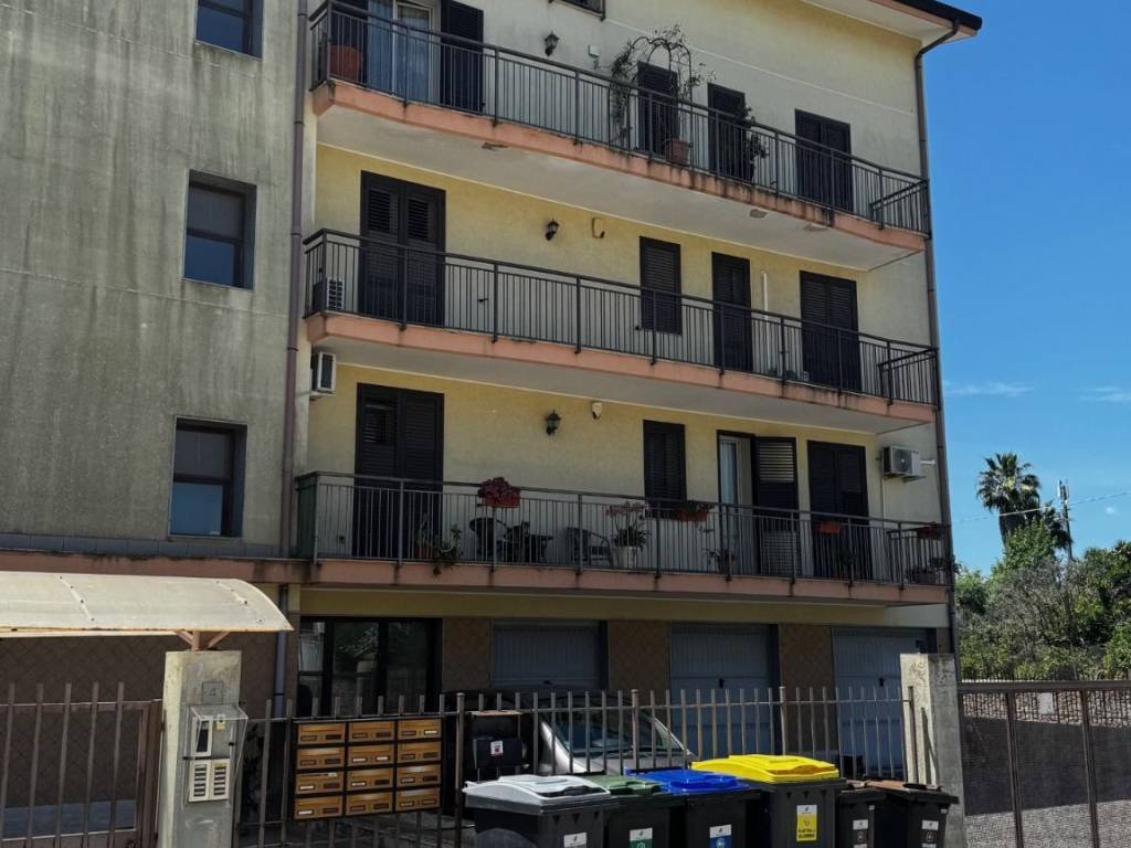 appartamento in vendita a Floridia