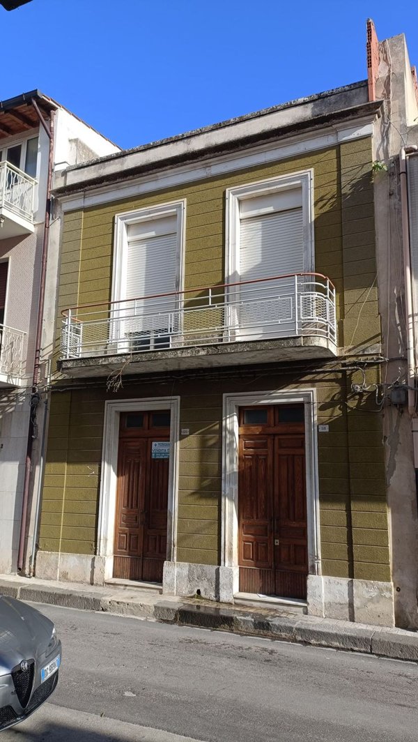 appartamento in vendita a Floridia