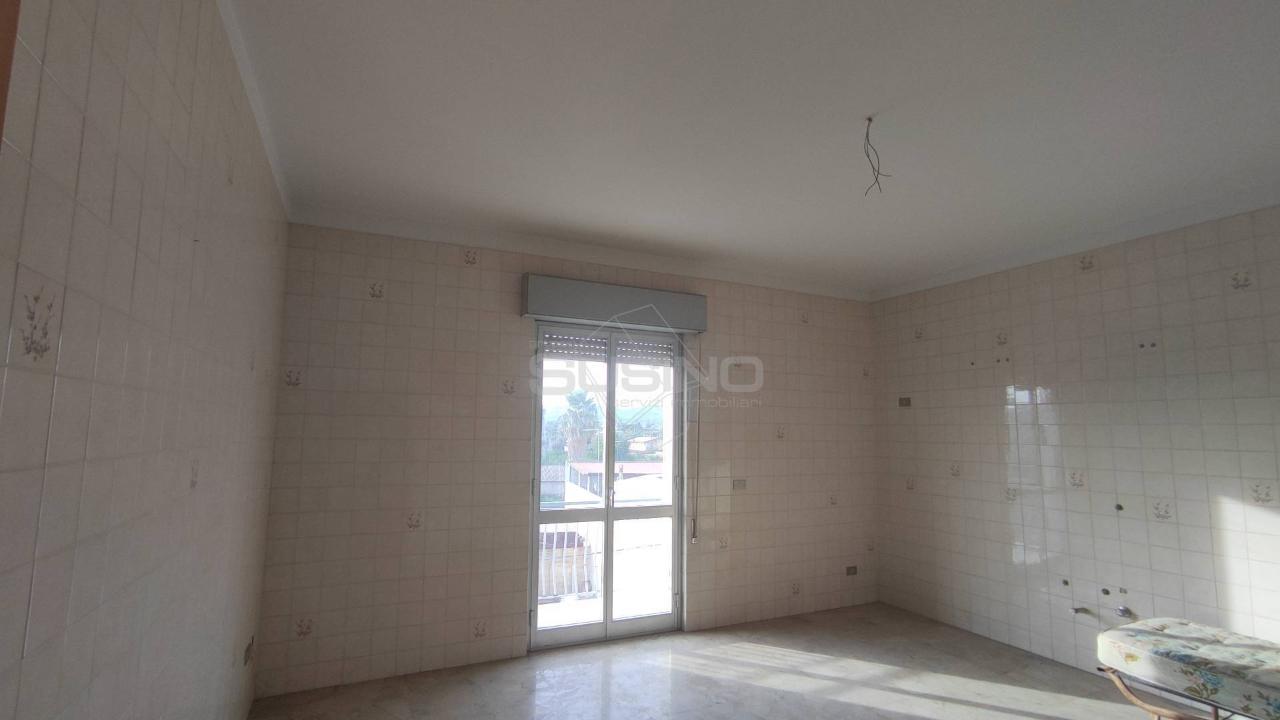 appartamento in vendita a Floridia