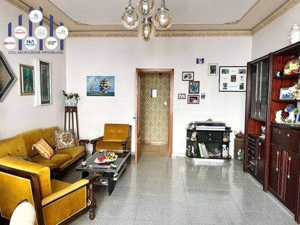 intera palazzina in vendita a Floridia