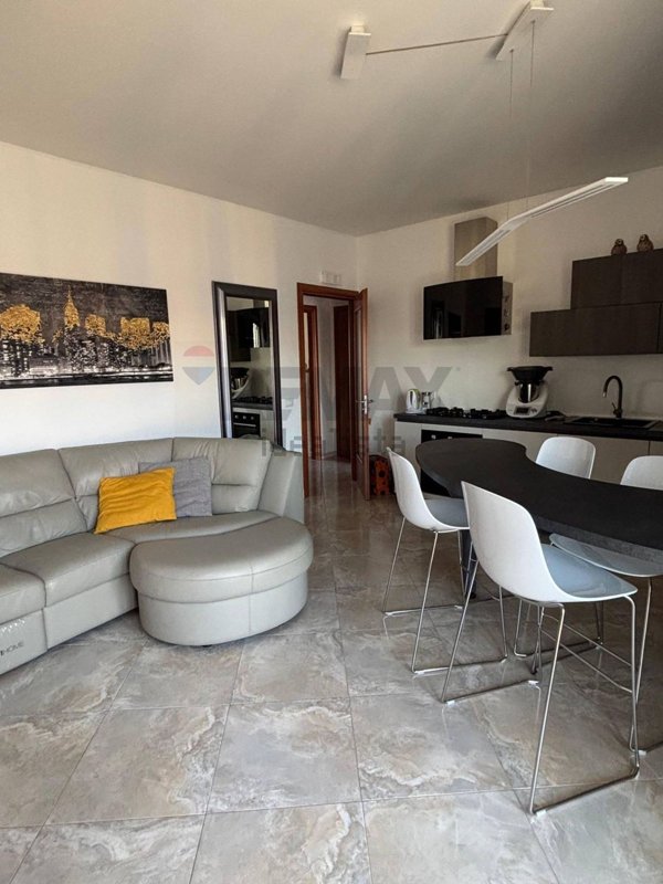 appartamento in vendita a Floridia