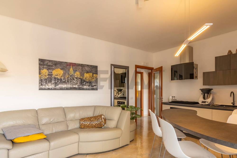 appartamento in vendita a Floridia