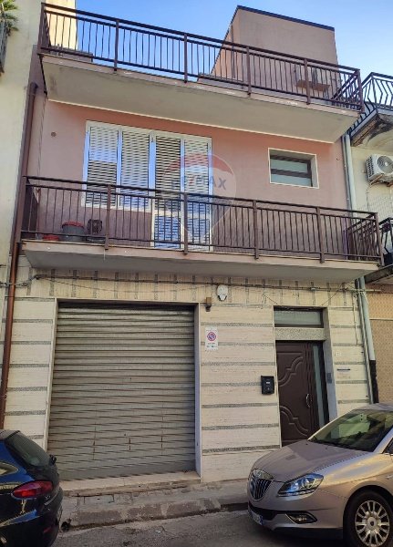 casa indipendente in vendita a Floridia