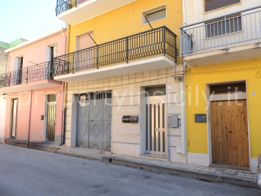 appartamento in vendita a Floridia