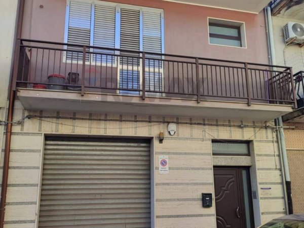 casa indipendente in vendita a Floridia