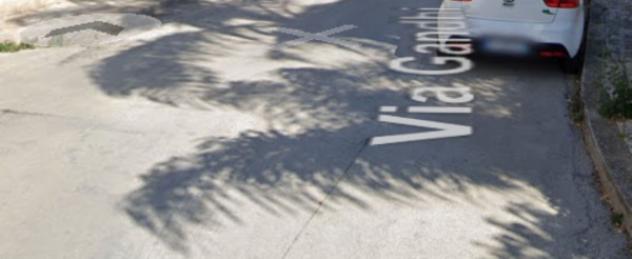 pentavano in vendita a Floridia