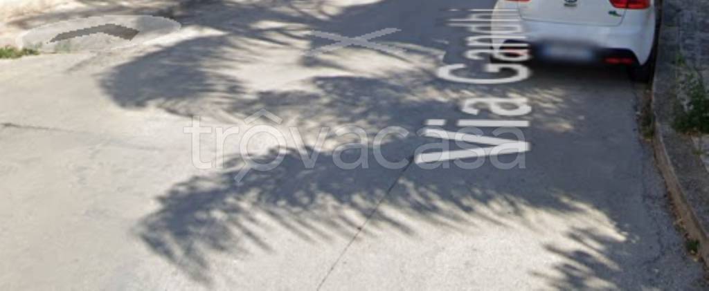 negozio in vendita a Floridia