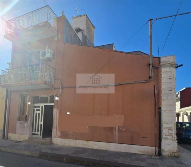 casa indipendente in vendita a Floridia