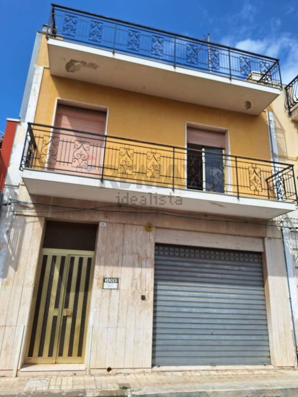 appartamento in vendita a Floridia