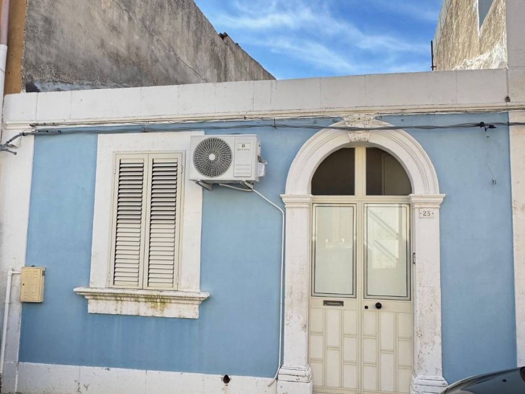 casa indipendente in vendita a Floridia