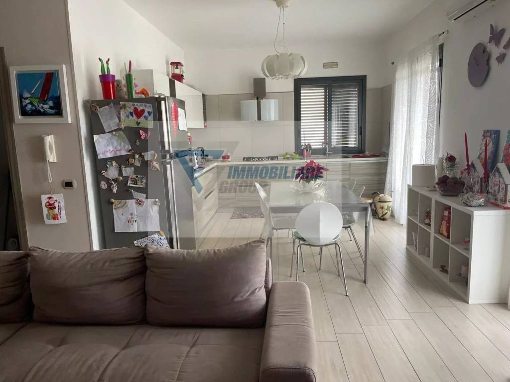 appartamento in vendita a Floridia