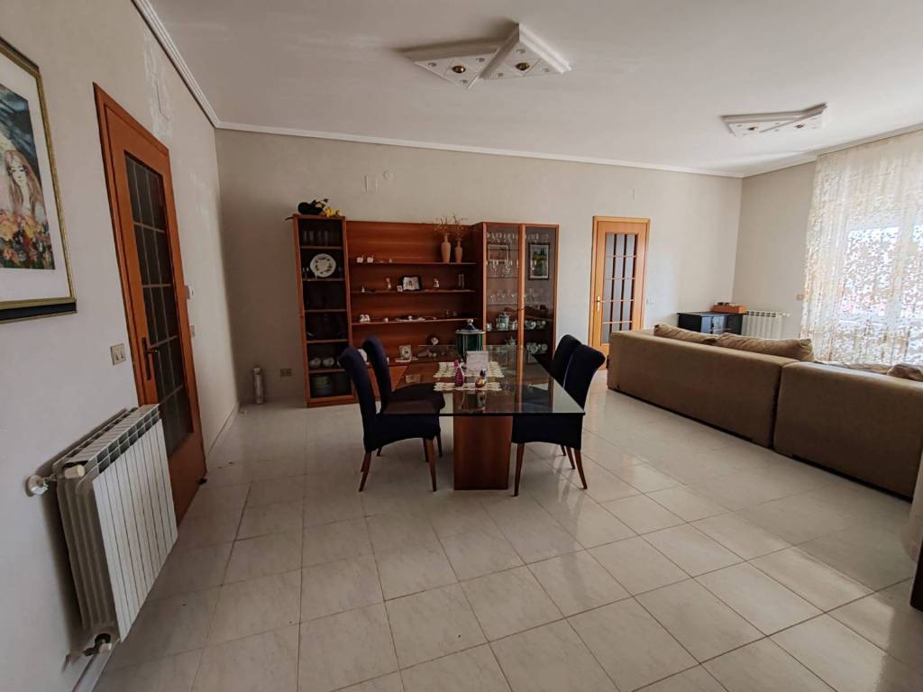 appartamento in vendita a Floridia