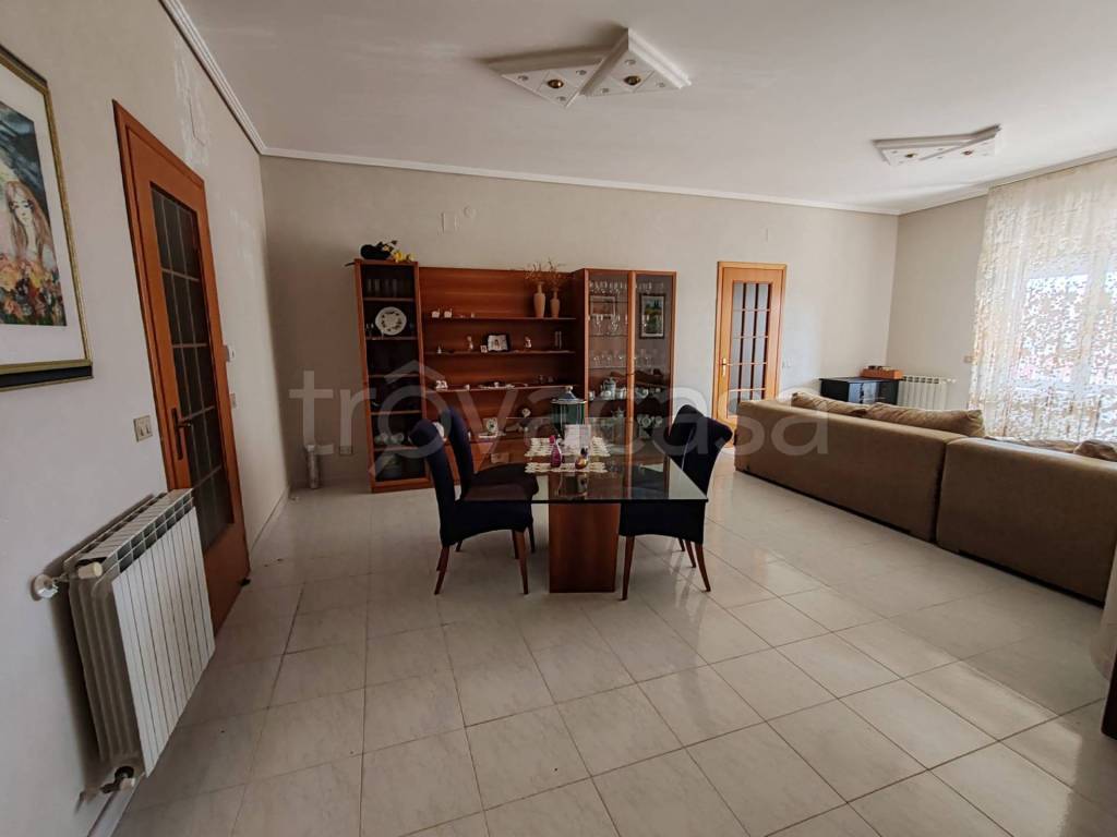 appartamento in vendita a Floridia