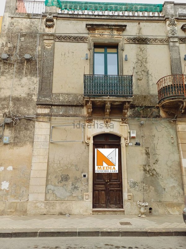 appartamento in vendita a Floridia