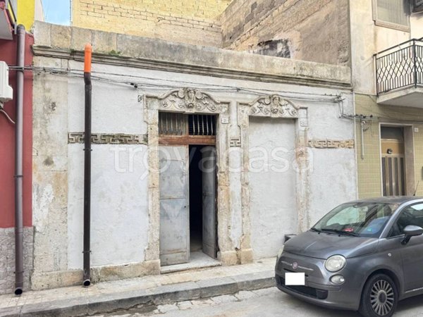 casa indipendente in vendita a Floridia