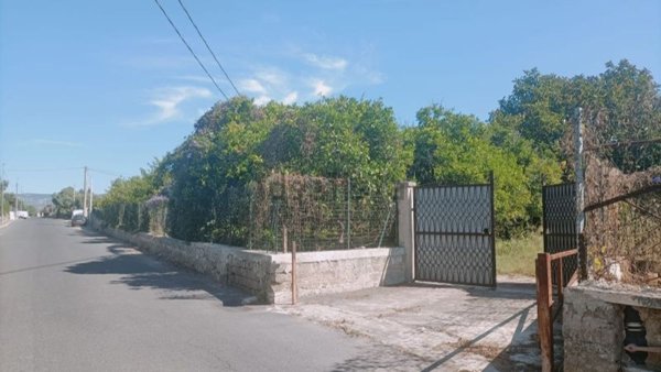 casa indipendente in vendita a Floridia