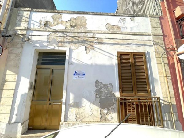 casa indipendente in vendita a Floridia