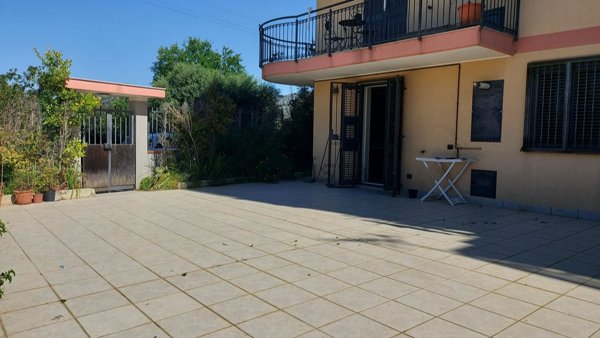 casa indipendente in vendita a Floridia